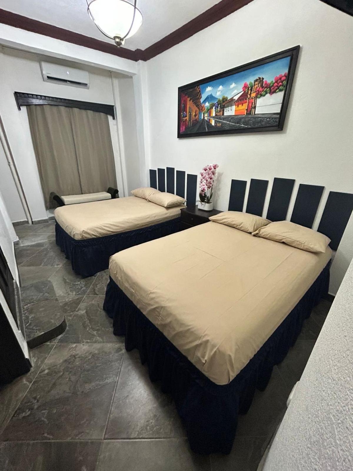 Hostal Casa De Grethel フローレス エクステリア 写真