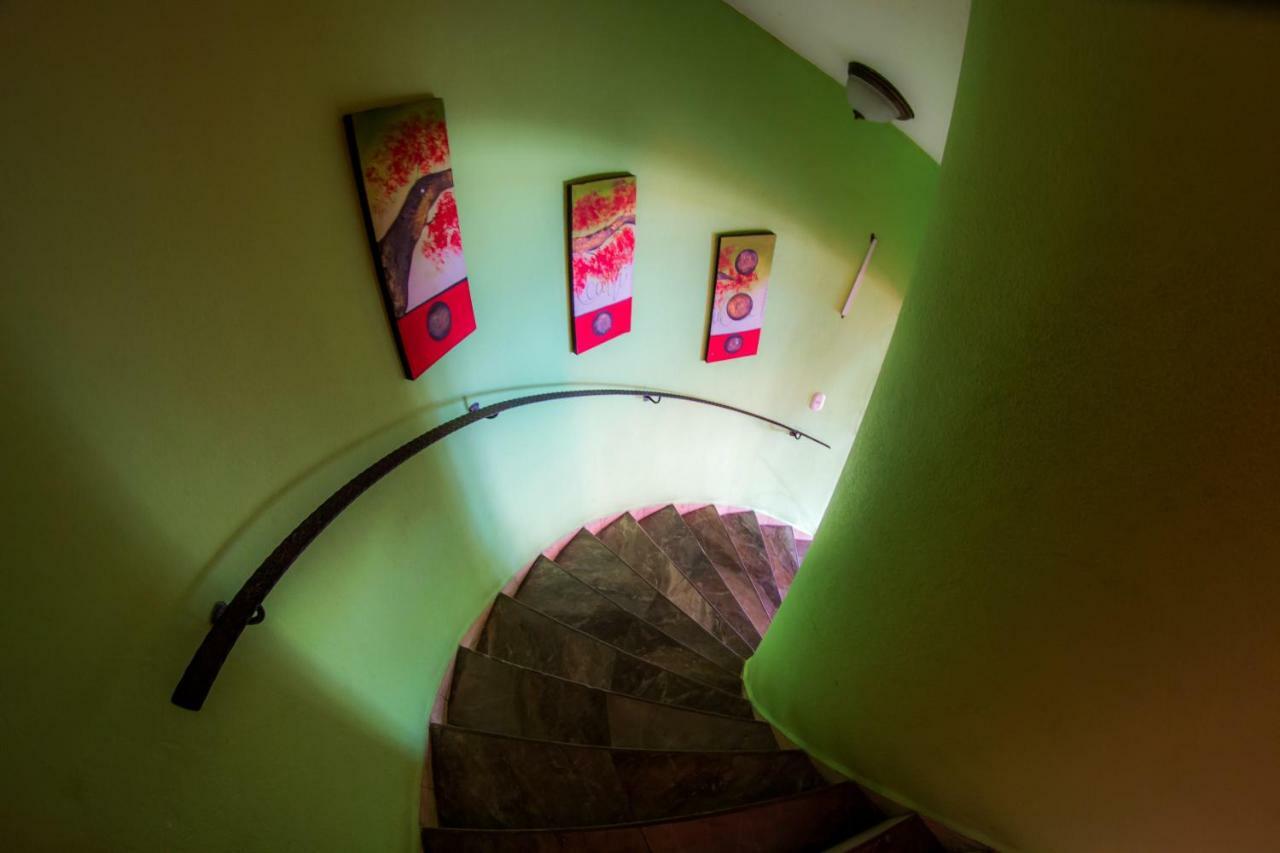 Hostal Casa De Grethel フローレス エクステリア 写真