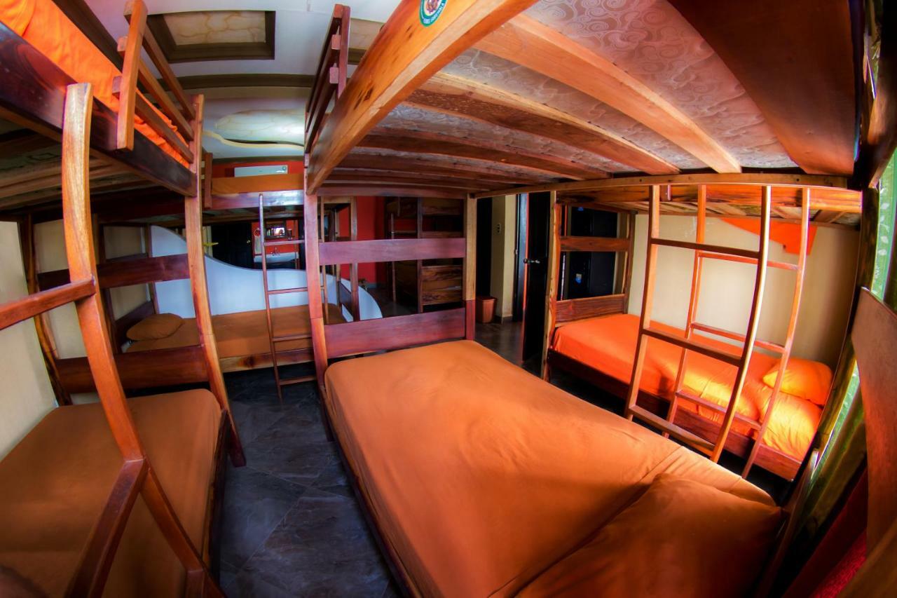 Hostal Casa De Grethel フローレス エクステリア 写真