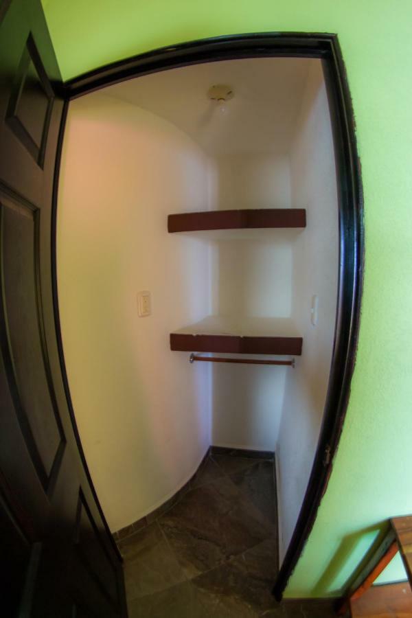 Hostal Casa De Grethel フローレス エクステリア 写真